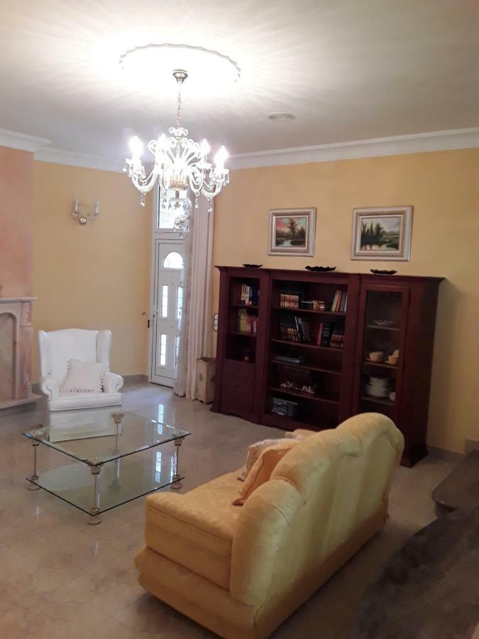 Holiday Home Hemi فاليسكيو المظهر الخارجي الصورة