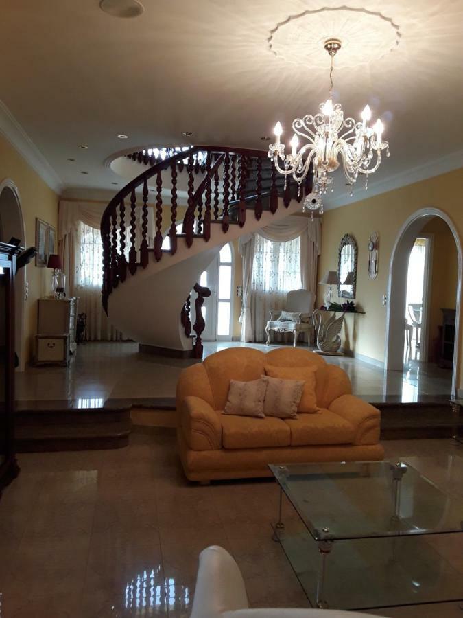Holiday Home Hemi فاليسكيو المظهر الخارجي الصورة